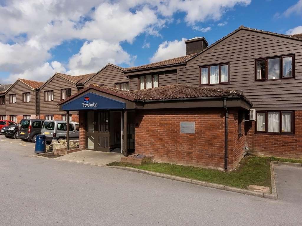 Travelodge Southampton Истли Экстерьер фото