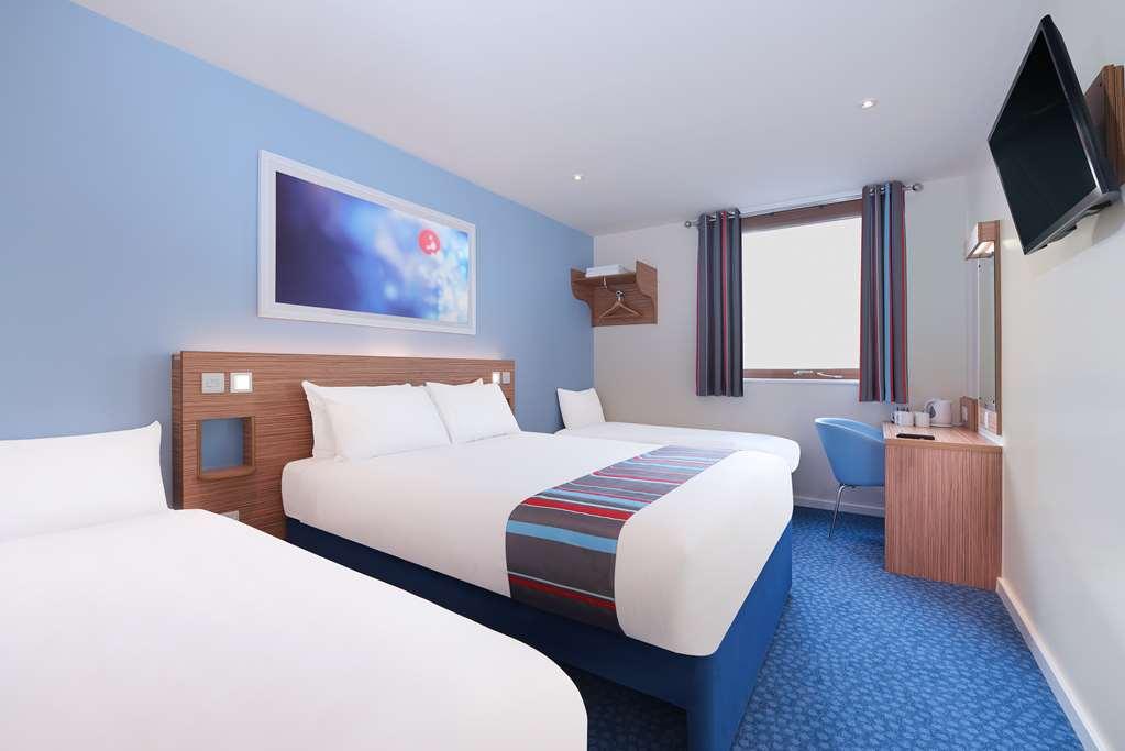 Travelodge Southampton Истли Номер фото