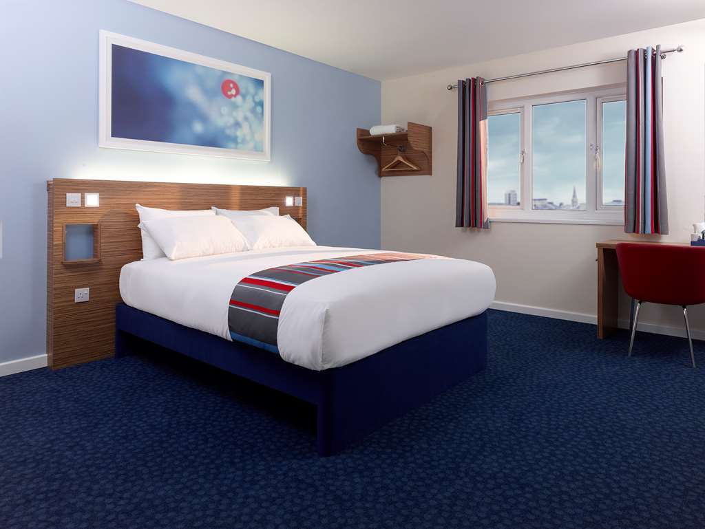 Travelodge Southampton Истли Номер фото