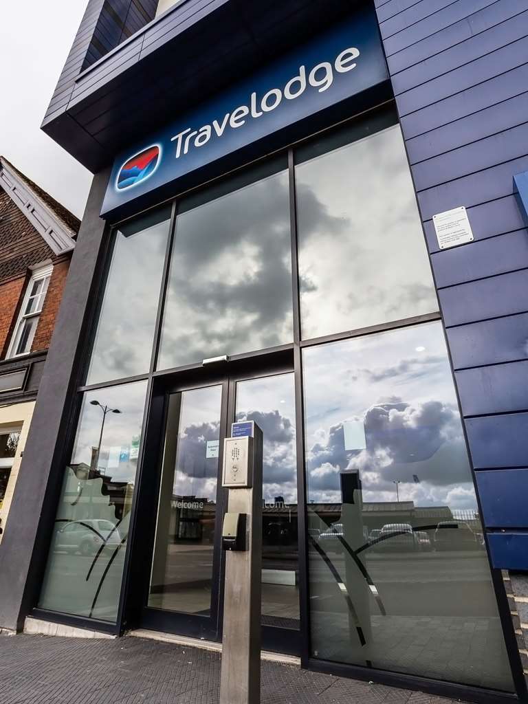 Travelodge Southampton Истли Экстерьер фото